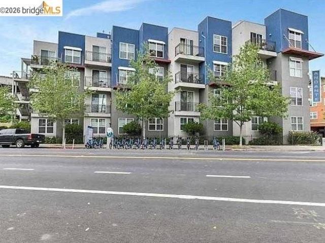 Condo for sale in Emeryville, California