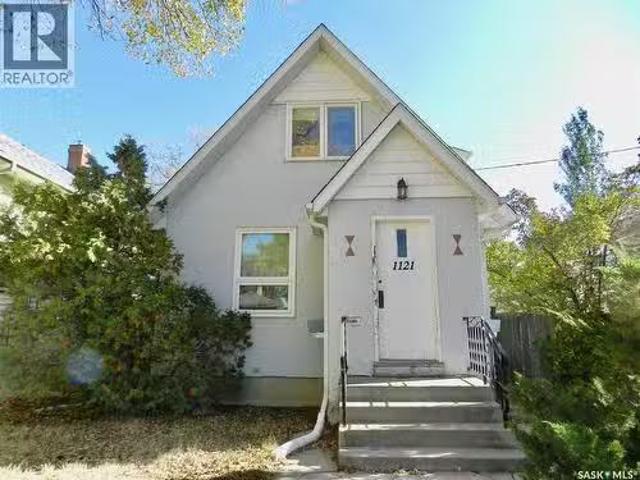 House for sale in Moose Jaw, Saskatchewan