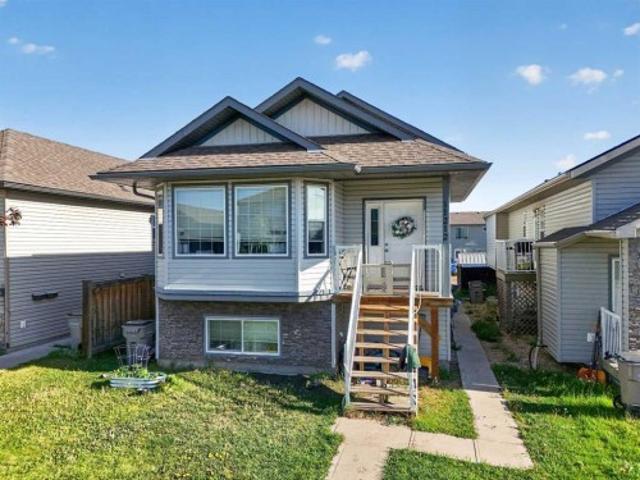 House for sale in Westpointe, Grande Prairie