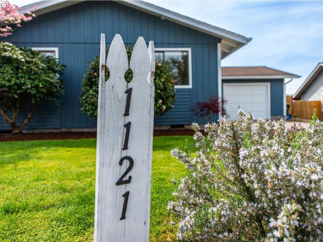 House for sale in Oregonia