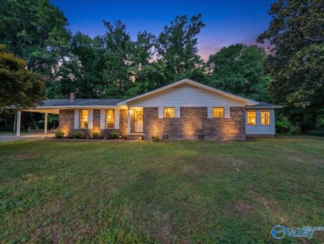 House for sale in Fyffe, Alabama