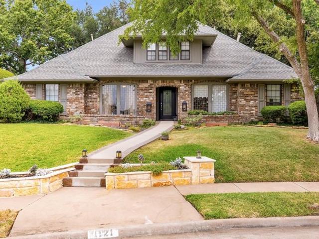 House for sale in Carrollton, Texas