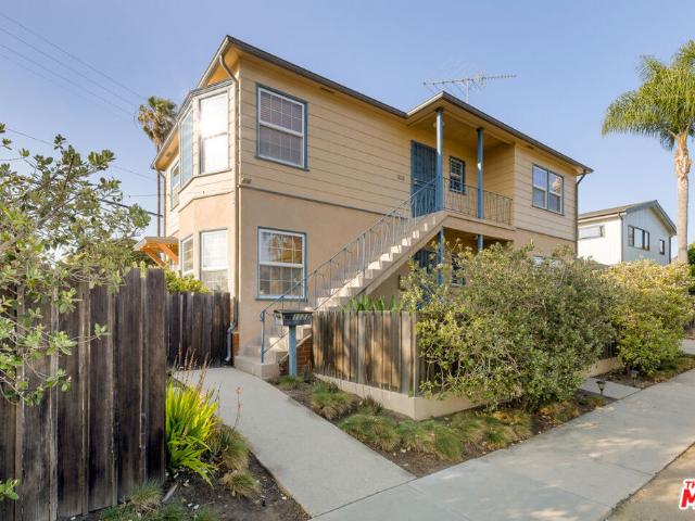 House for sale in Canoga Park, California