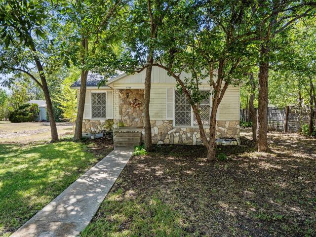House for sale in Taylor, Williamson County