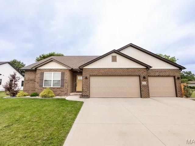 House for sale in Mascoutah, Illinois