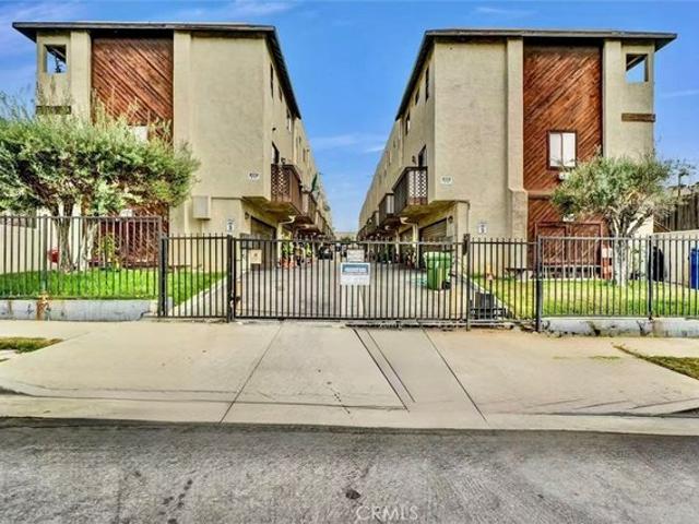 Townhouse for sale in Harbor City, Canoga Park