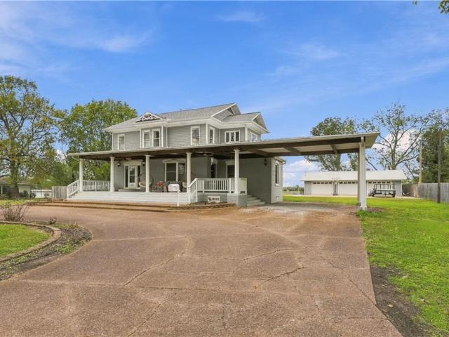 House for sale in Oswego, Labette County