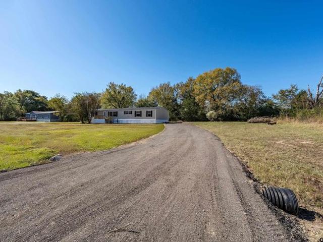 House for sale in Henderson, Texas