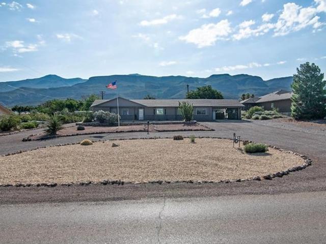 House for sale in Alamogordo, New Mexico
