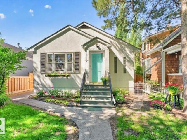 House for sale in Wedgewood, Alberta