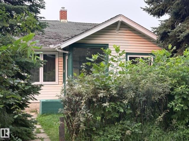 House for sale in Wedgewood, Alberta