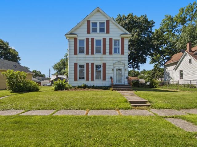 House for sale in Davenport, Iowa