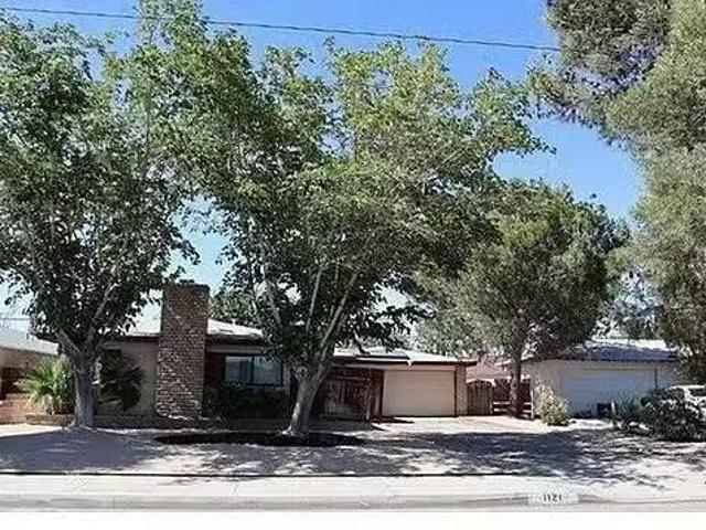 House for rent in Pomona