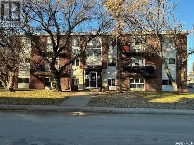 House for sale in Saskatoon, Saskatchewan
