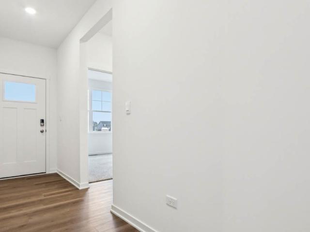 House for sale in Mchenry, Illinois