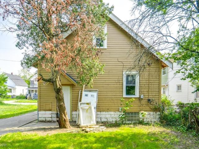 House for sale in Cleveland