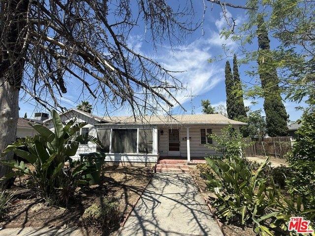 House for sale in Canoga Park, California
