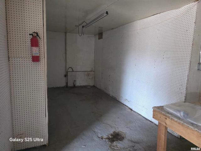 Commercial for sale in Whiteside, Illinois