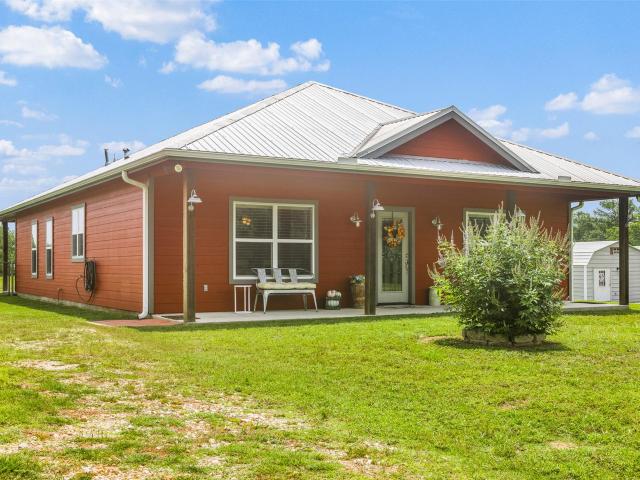 House for sale in Lexington, Texas