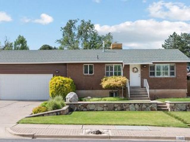 House for sale in Layton, Utah