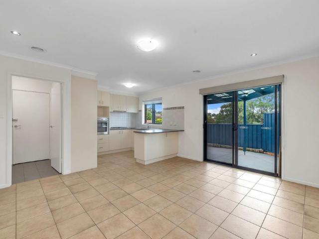 Townhouse for rent in Queanbeyan