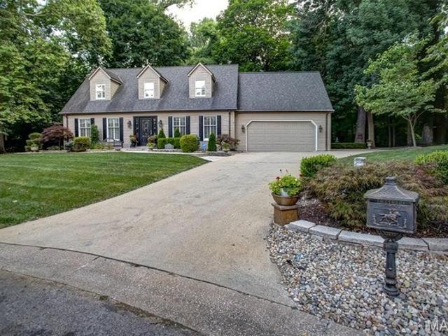 House for sale in Edwardsville, Illinois