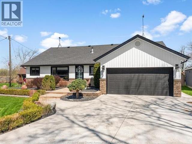 House for sale in Kingsville, Ontario