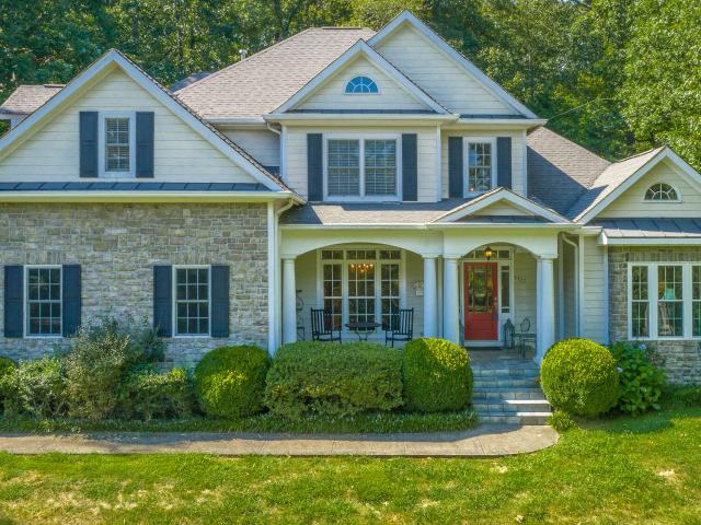 House for sale in Lookout Mountain, Georgia
