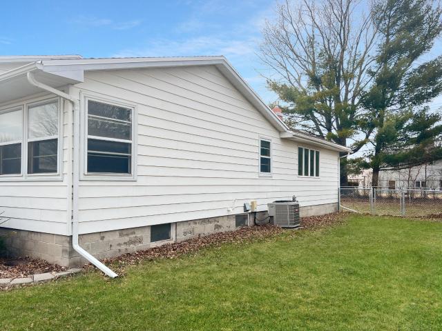 House for sale in Fairmont, Martin County