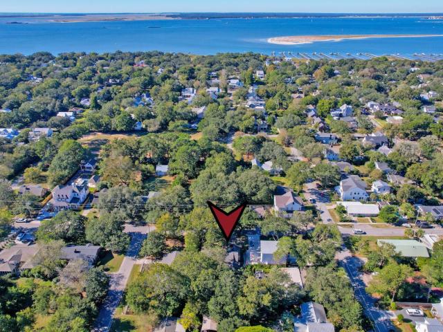 House for sale in Old Village Historic District, Mount Pleasant