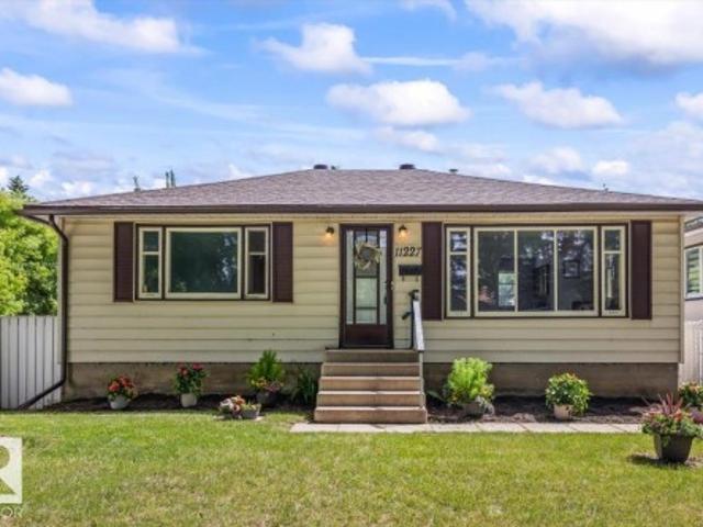 House for sale in Wedgewood, Alberta