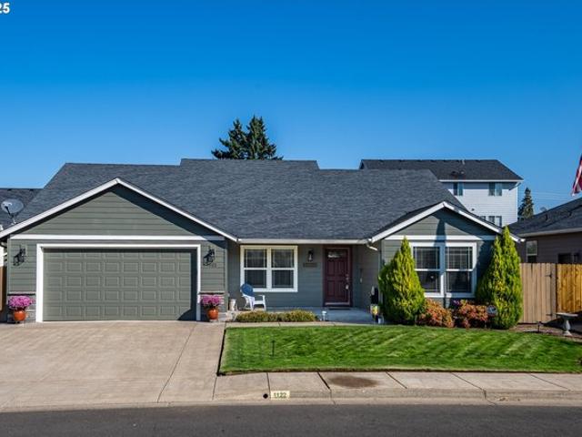 House for sale in Creswell, Oregon