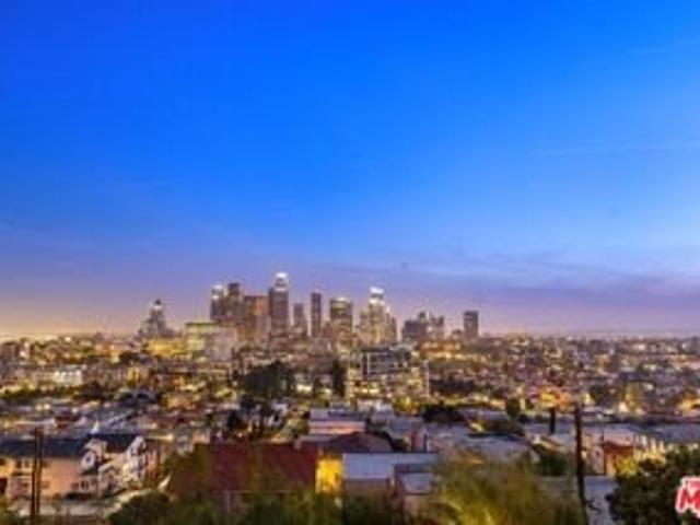 House for rent in Canoga Park, California