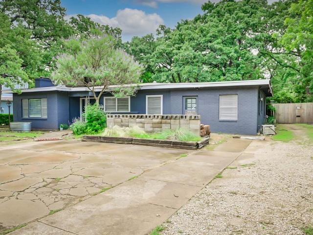 House for sale in Arlington, Texas
