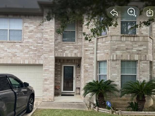 House for sale in Live Oak, Bexar County