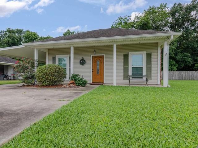 House for sale in Saint Amant, Louisiana