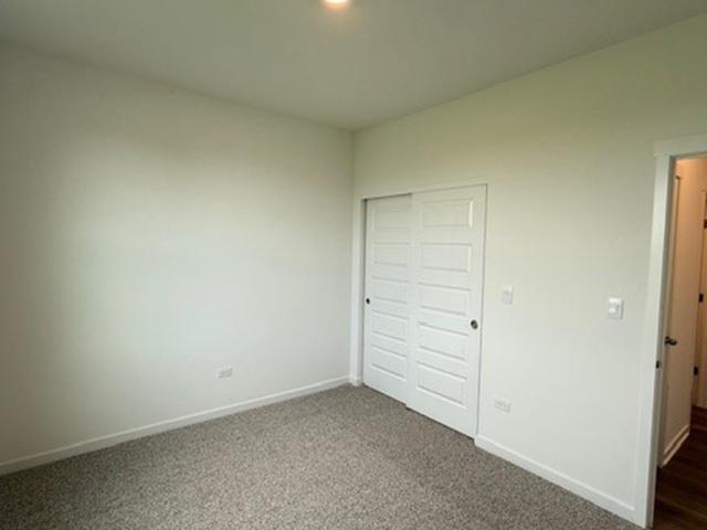 House for sale in Mchenry, Illinois