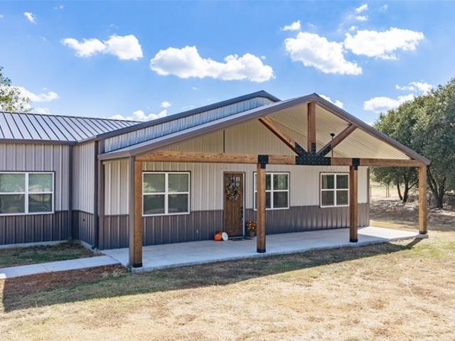 House for sale in Poolville, Parker County