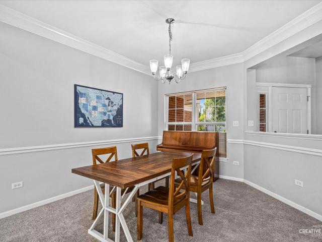 Townhouse for sale in Elgin, Illinois