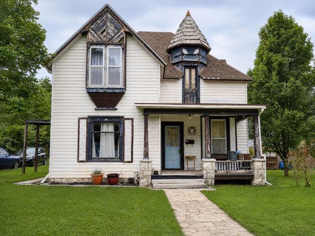 House for sale in Carthage, Missouri