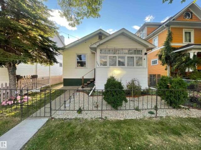 House for sale in Wedgewood, Alberta
