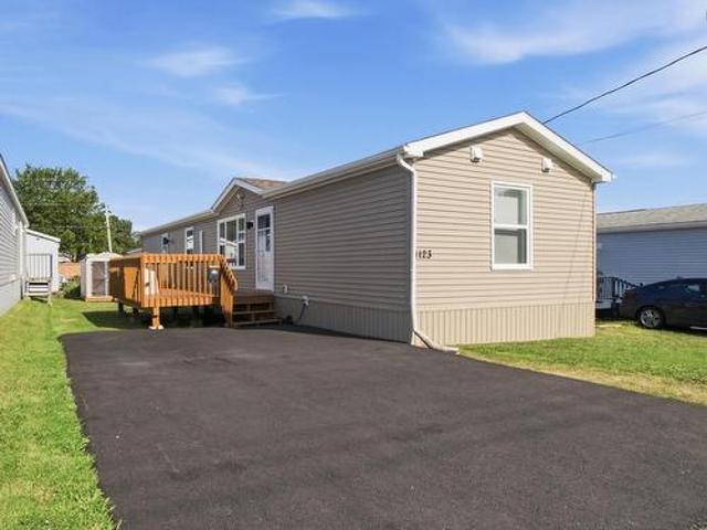 House for sale in Beaver Bank, Nova Scotia