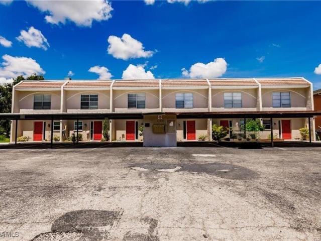 Townhouse for rent in Cape Coral