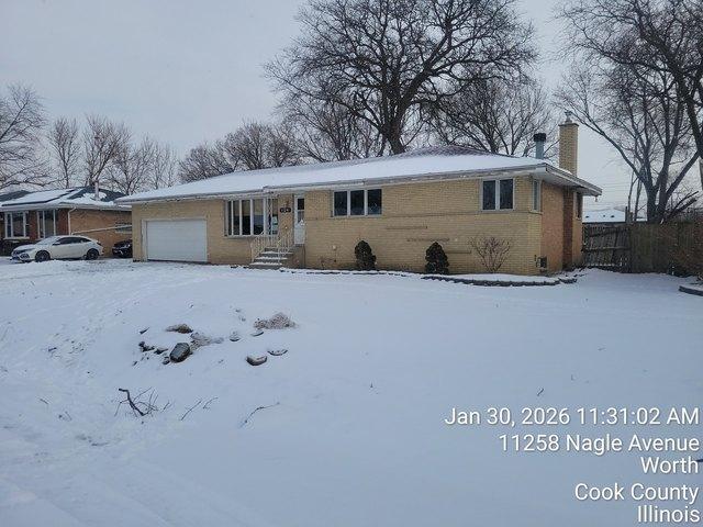 House for sale in Worth, Illinois