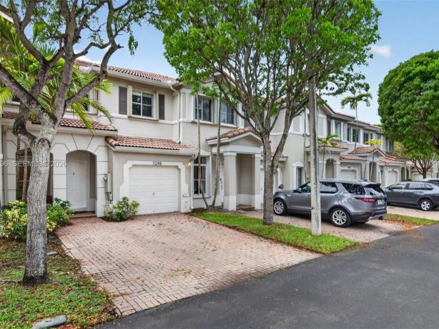 Townhouse for rent in Doral, Florida