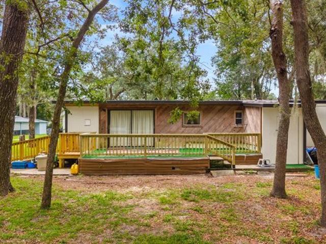 House for sale in Chiefland, Florida