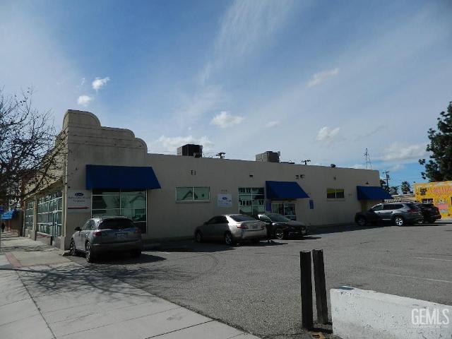 Commercial for sale in Bakersfield, California