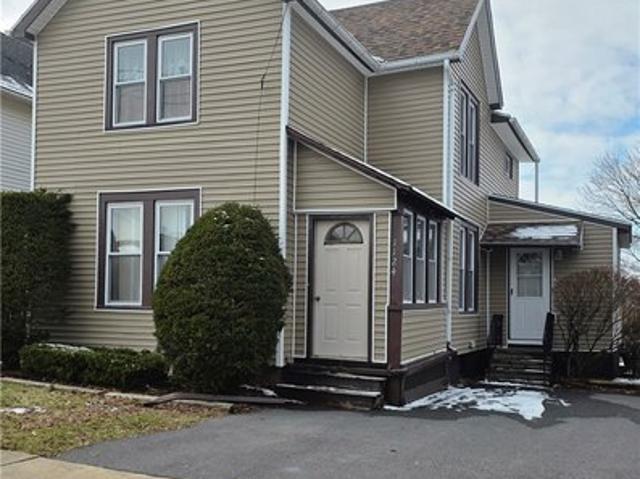 House for sale in Oneida, New York