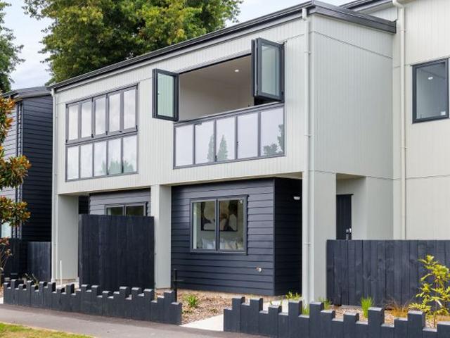 House for rent in Hamilton East, Hamilton City