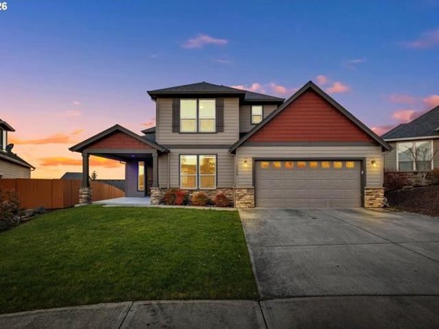 House for sale in Ridgefield, Washington
